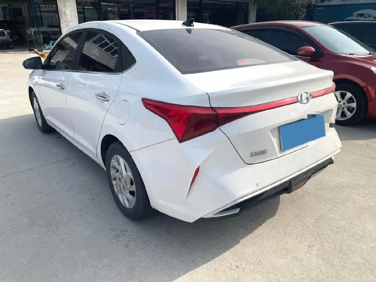 2020 Hyundai Verna 1.4L 100HP L4 6MT,autocango,china used car exporter,china ev exporter,chinese used car exporter,chinese used ev exporter