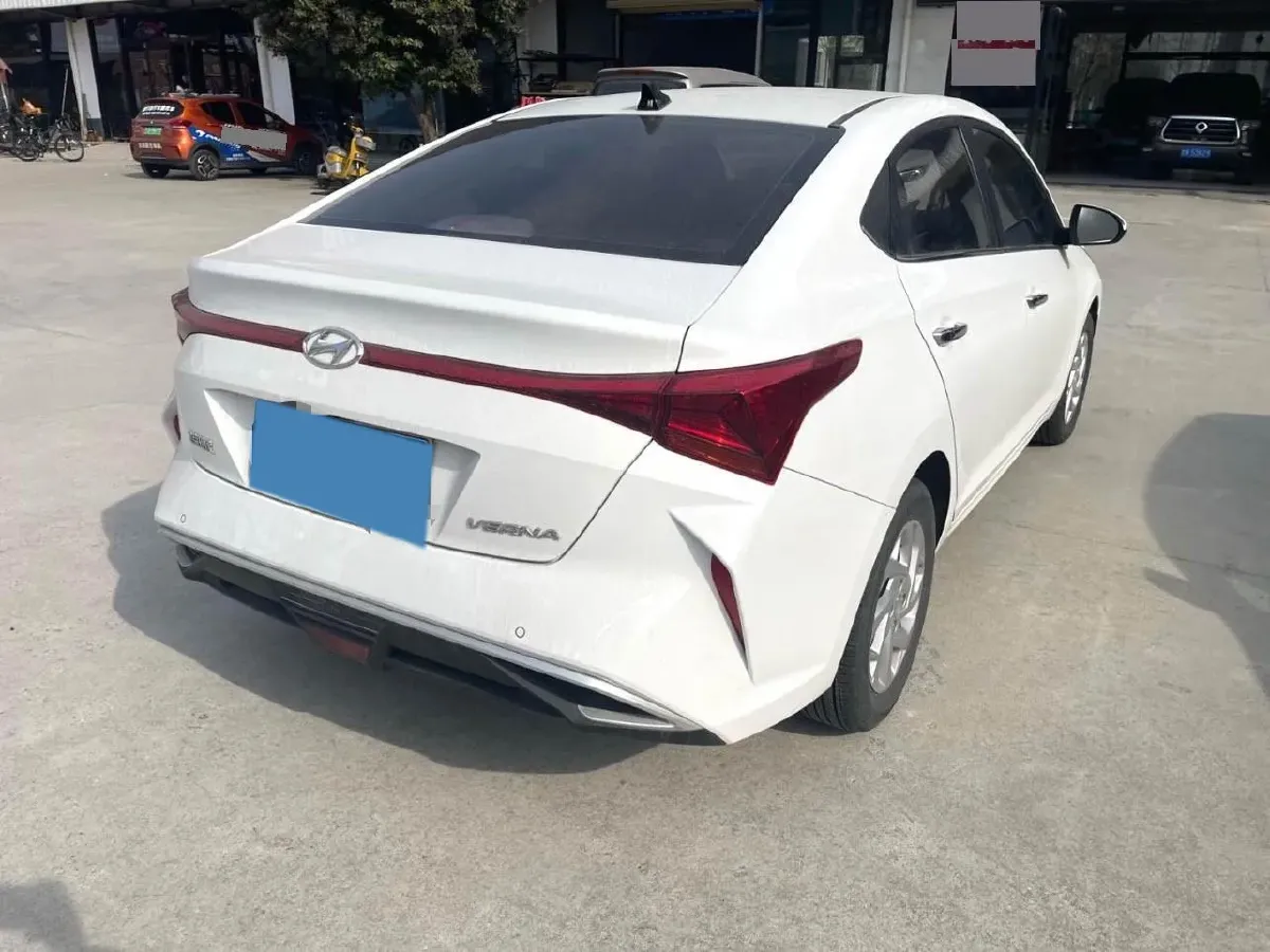 2020 Hyundai Verna 1.4L 100HP L4 6MT,autocango,china used car exporter,china ev exporter,chinese used car exporter,chinese used ev exporter