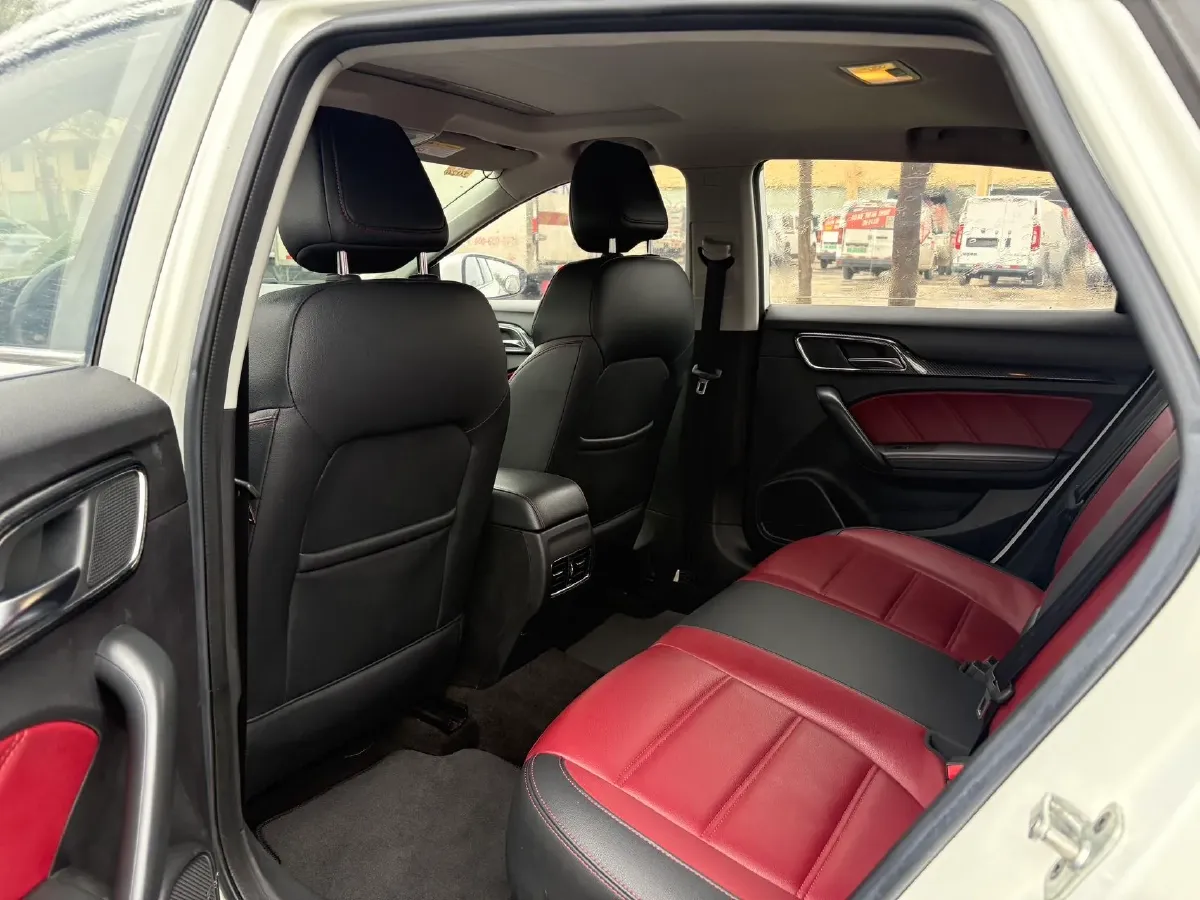 2017 MG MG6 1.5T 169HP L4 7DCT,autocango,china used car exporter,china ev exporter,chinese used car exporter,chinese used ev exporter