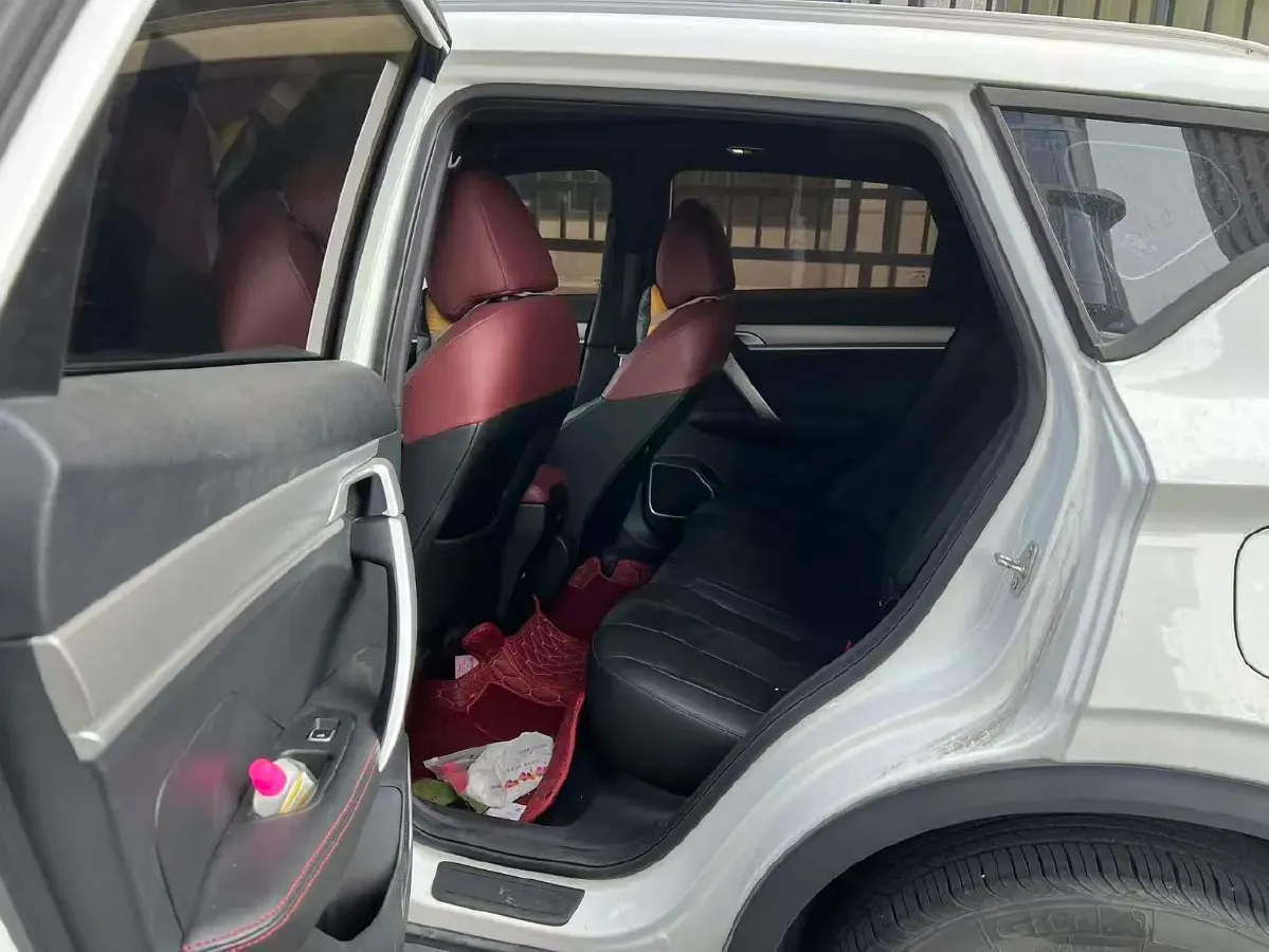 2022 Geely Coolray 1.5T 177HP L3 7DCT PHEV 15.5KWH,autocango,china used car exporter,china ev exporter,chinese used car exporter,chinese used ev exporter