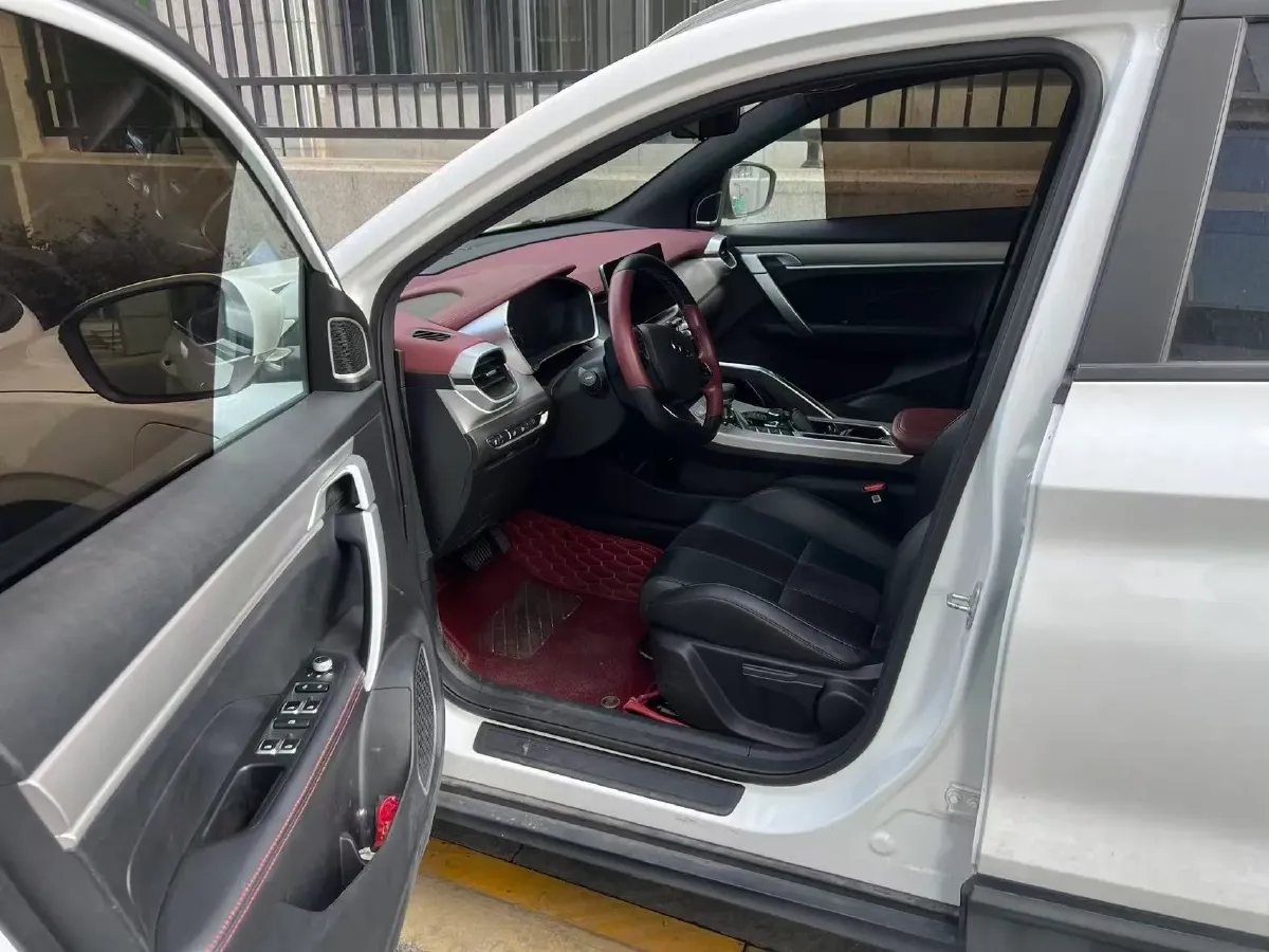 2022 Geely Coolray 1.5T 177HP L3 7DCT PHEV 15.5KWH,autocango,china used car exporter,china ev exporter,chinese used car exporter,chinese used ev exporter