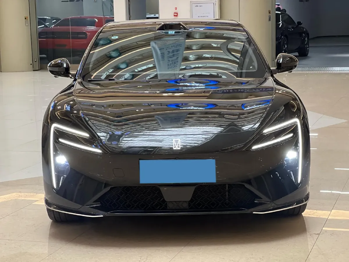 2025 Avatr 06 REEV 156HP REEV,autocango,china used car exporter,china ev exporter,chinese used car exporter,chinese used ev exporter