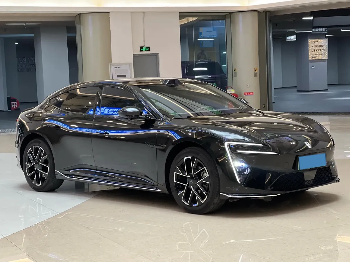 2025 Avatr 06 REEV 156HP REEV,autocango,china used car exporter,china ev exporter,chinese used car exporter,chinese used ev exporter