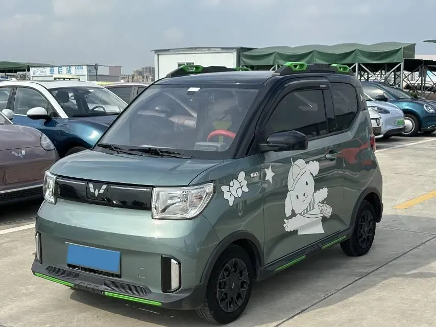 2022 WuLing HongGuang MINI EV BEV 26.5KWH,autocango,china used car exporter,china ev exporter,chinese used car exporter,chinese used ev exporter