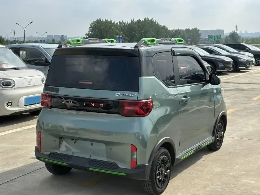 2022 WuLing HongGuang MINI EV BEV 26.5KWH,autocango,china used car exporter,china ev exporter,chinese used car exporter,chinese used ev exporter