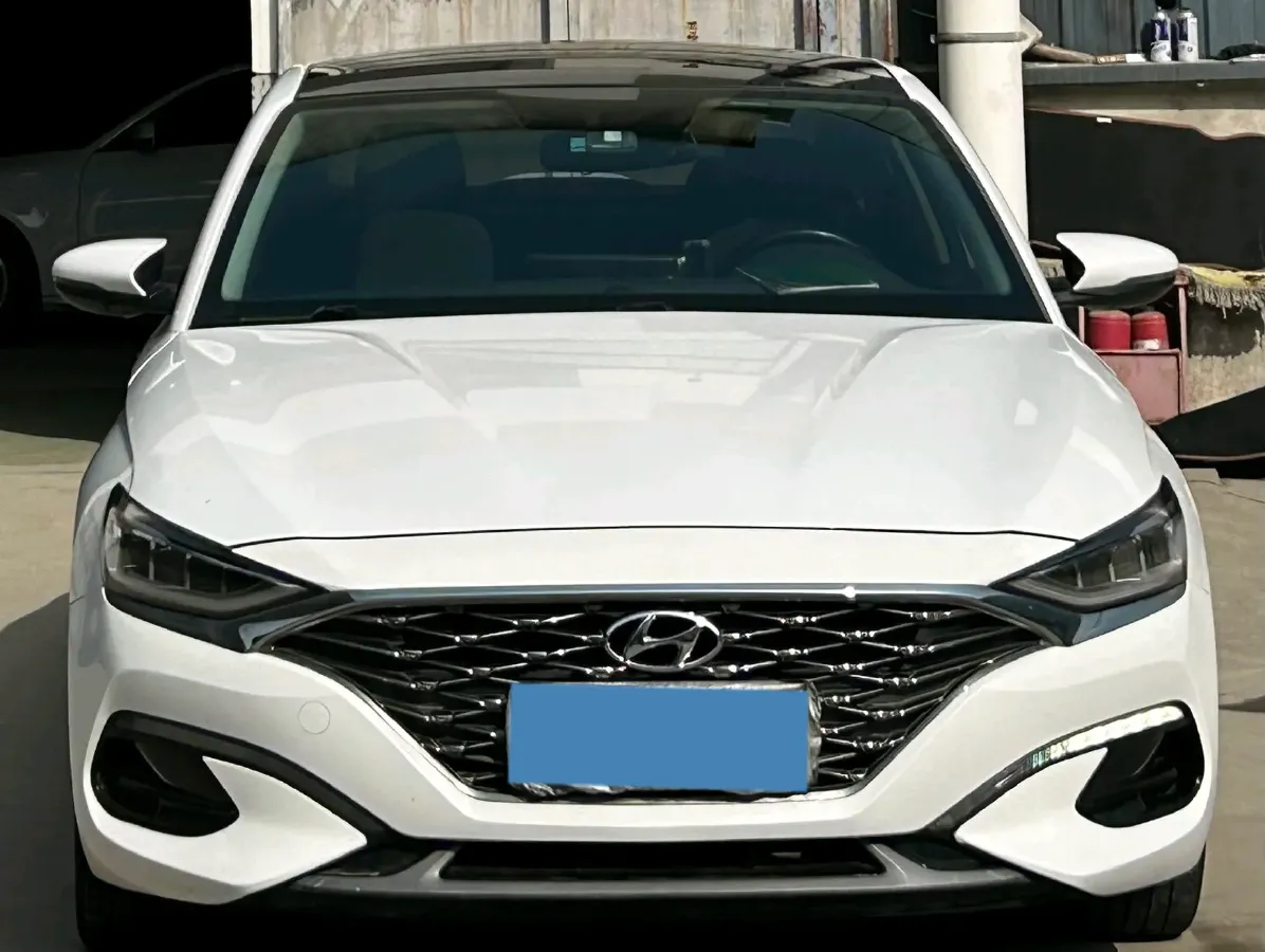 2019 Hyundai La Festa 1.6T 190HP L4 7DCT,autocango,china used car exporter,china ev exporter,chinese used car exporter,chinese used ev exporter