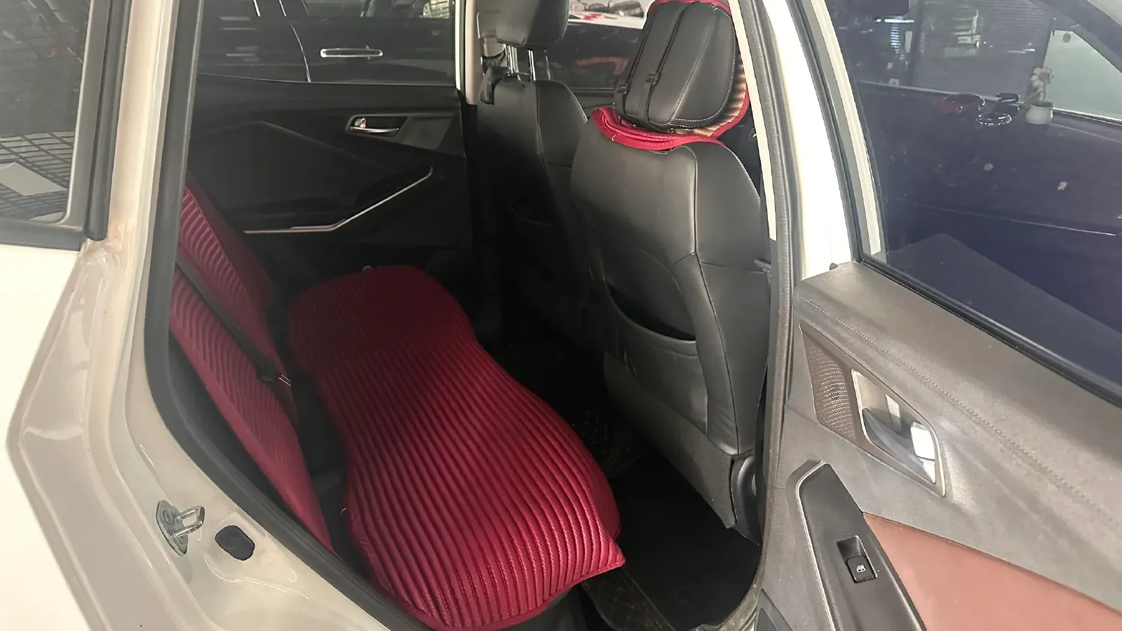 2019 ChangAn CS15 1.5L 107HP L4 5DCT,autocango,china used car exporter,china ev exporter,chinese used car exporter,chinese used ev exporter