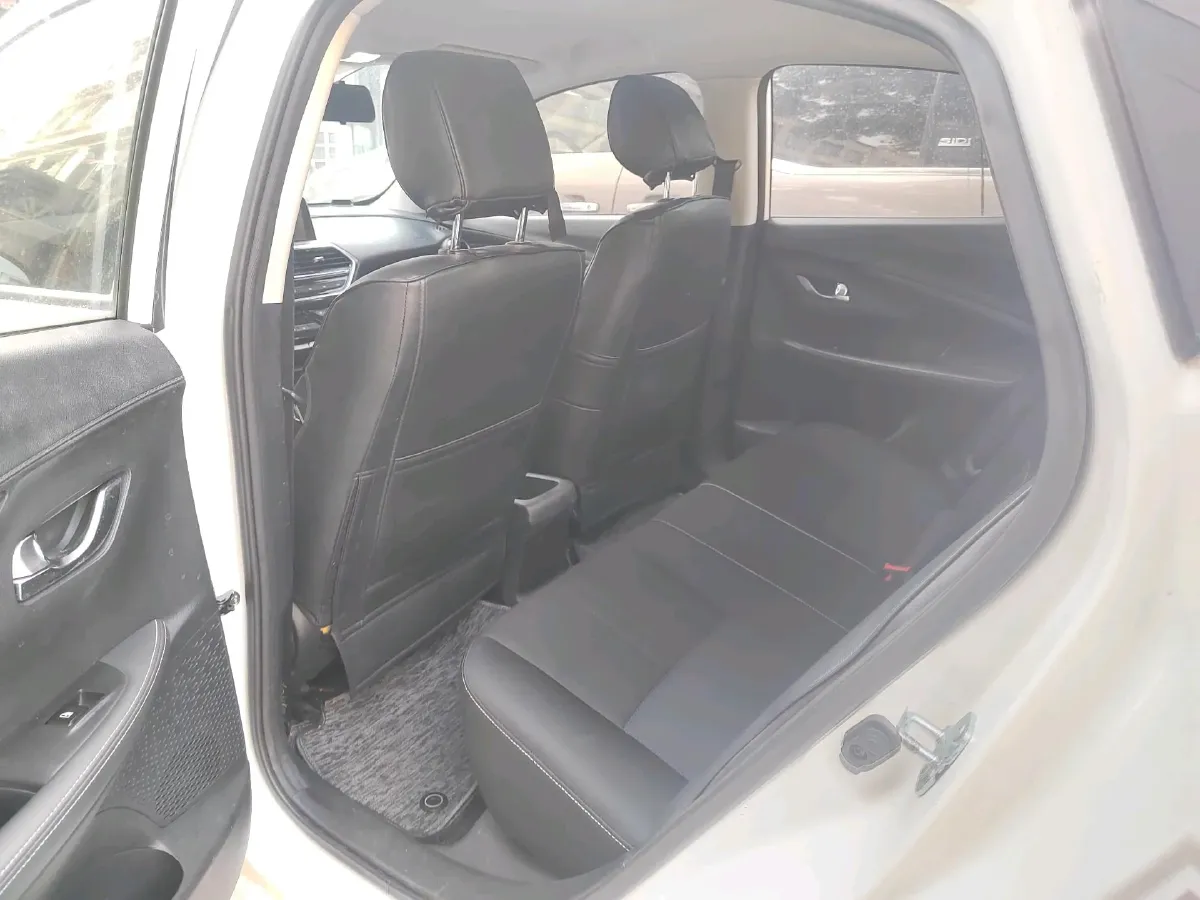 2019 ChangAn Alsvin 1.5L 107HP L4 5DCT,autocango,china used car exporter,china ev exporter,chinese used car exporter,chinese used ev exporter