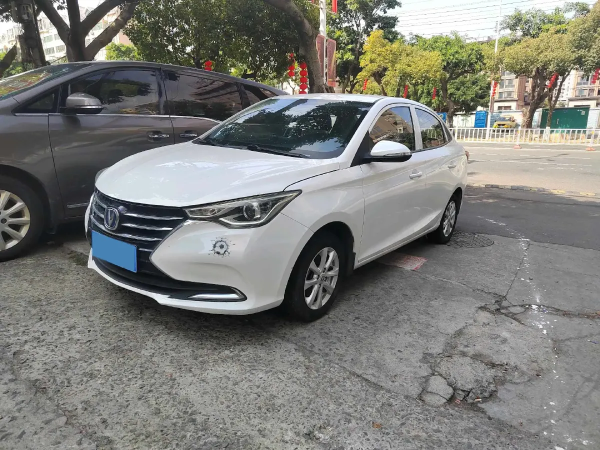 2019 ChangAn Alsvin 1.5L 107HP L4 5DCT,autocango,china used car exporter,china ev exporter,chinese used car exporter,chinese used ev exporter