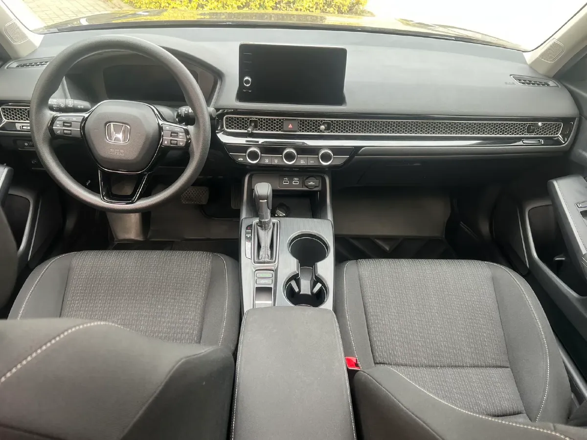 2023 Honda Civic 1.5T 182HP L4 CVT,autocango,china used car exporter,china ev exporter,chinese used car exporter,chinese used ev exporter