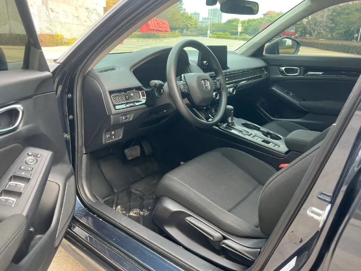 2023 Honda Civic 1.5T 182HP L4 CVT,autocango,china used car exporter,china ev exporter,chinese used car exporter,chinese used ev exporter