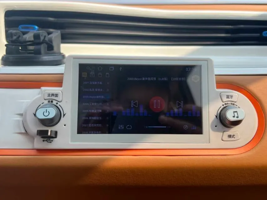 2020 WuLing HongGuang MINI EV BEV 9KWH,autocango,china used car exporter,china ev exporter,chinese used car exporter,chinese used ev exporter