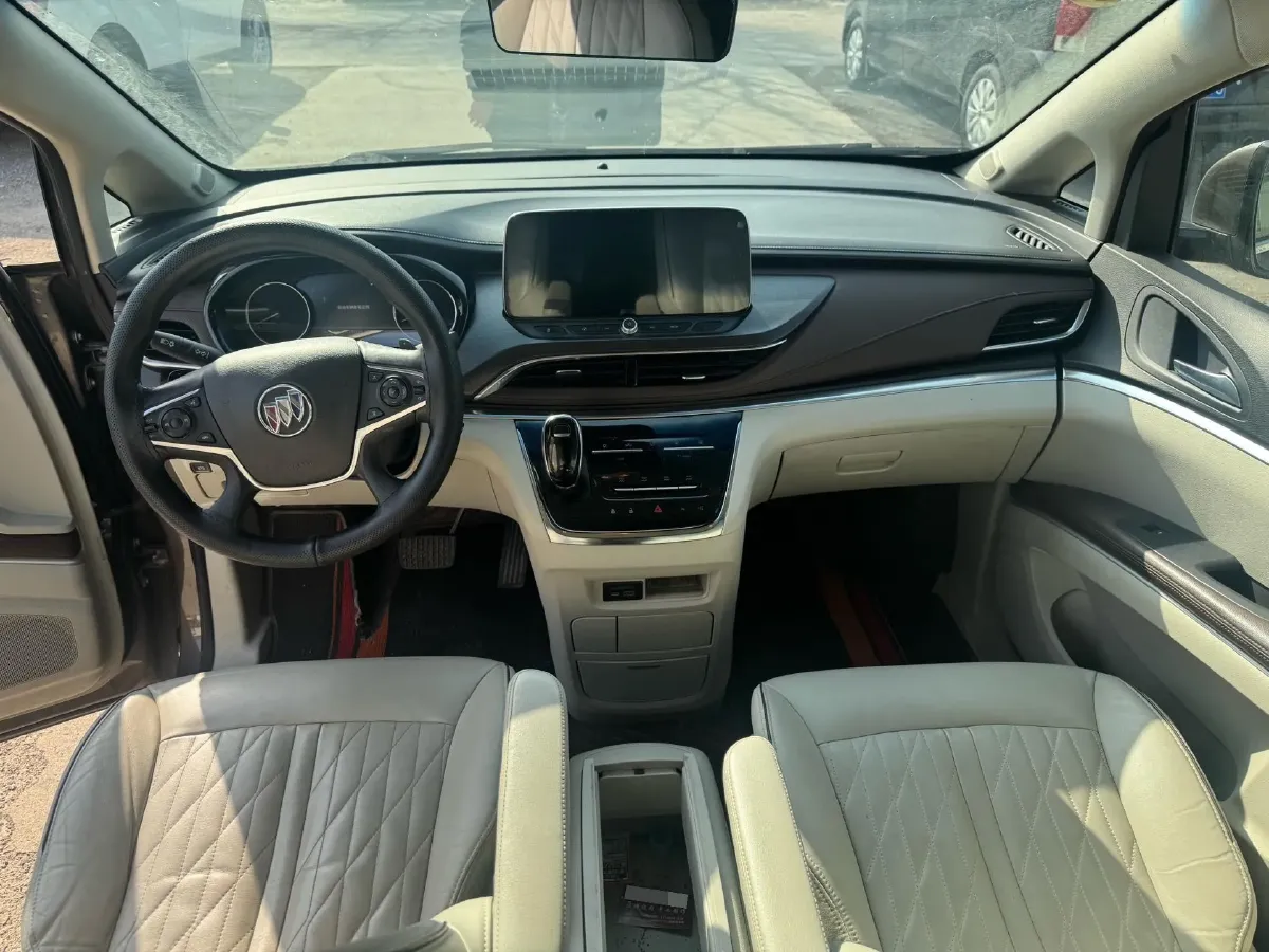 2022 Buick GL8 2.0T 237HP L4 9AT,autocango,china used car exporter,china ev exporter,chinese used car exporter,chinese used ev exporter