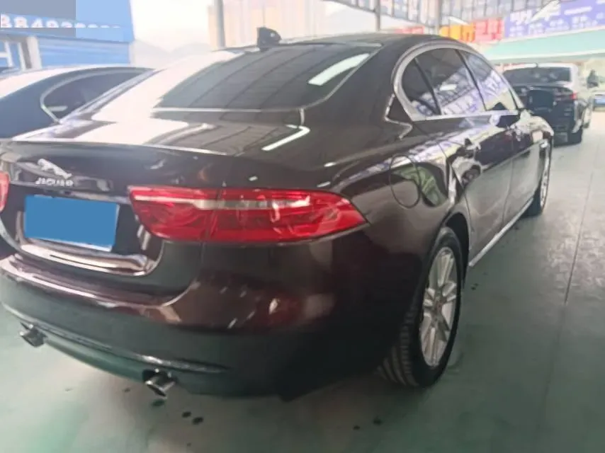 2019 Jeep Cherokee 2.0T 265HP L4 9AT,autocango,china used car exporter,china ev exporter,chinese used car exporter,chinese used ev exporter