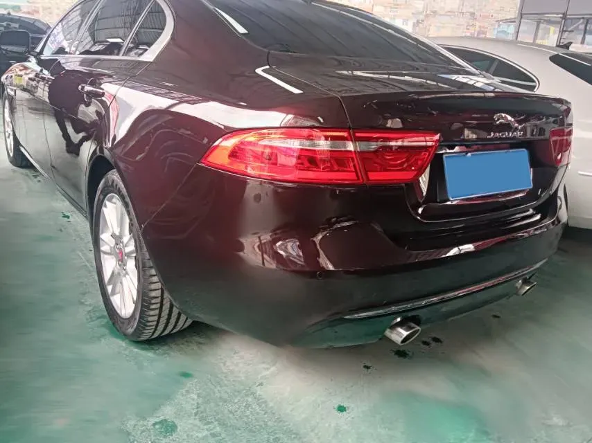 2019 Jeep Cherokee 2.0T 265HP L4 9AT,autocango,china used car exporter,china ev exporter,chinese used car exporter,chinese used ev exporter