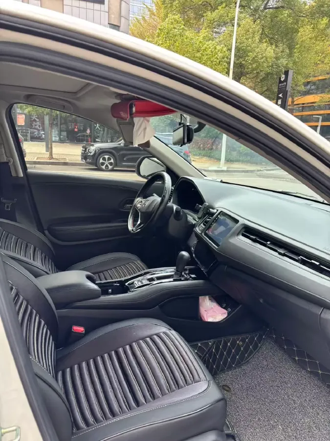 2020 Honda Vezel 1.5T 177HP L4 CVT,autocango,china used car exporter,china ev exporter,chinese used car exporter,chinese used ev exporter