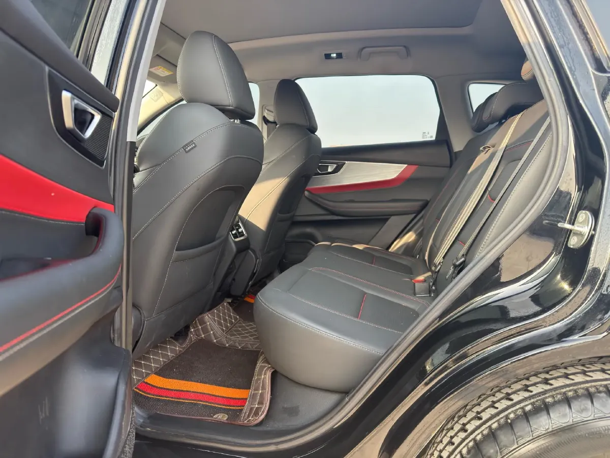 2022 Chery Tiggo 7 1.5T 156HP L4 CVT,autocango,china used car exporter,china ev exporter,chinese used car exporter,chinese used ev exporter