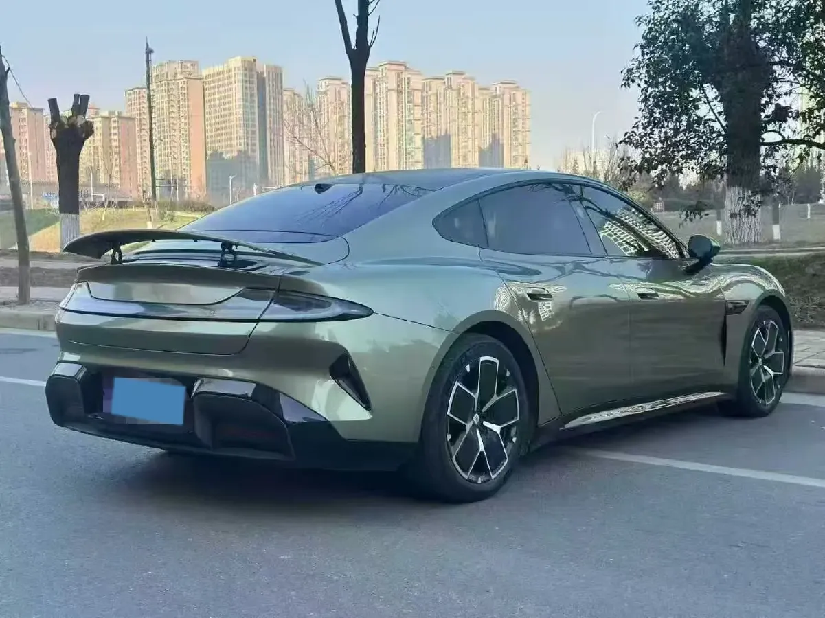 2024 MI SU7 BEV 73.6KWH,autocango,china used car exporter,china ev exporter,chinese used car exporter,chinese used ev exporter