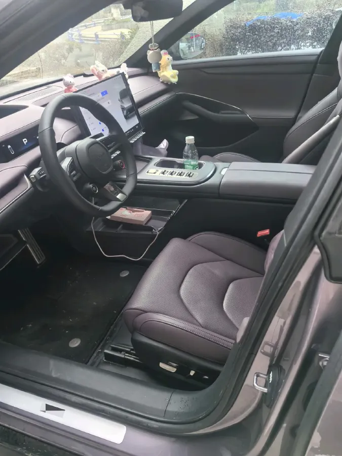 2024 MI SU7 BEV 101KWH,autocango,china used car exporter,china ev exporter,chinese used car exporter,chinese used ev exporter