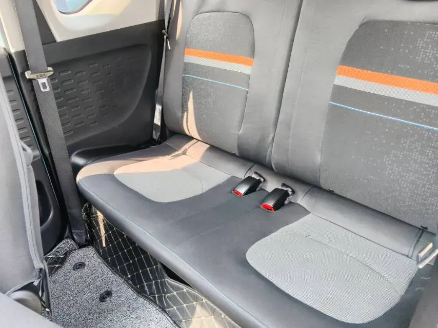 2021 WuLing HongGuang MINI EV BEV 9.3KWH,autocango,china used car exporter,china ev exporter,chinese used car exporter,chinese used ev exporter