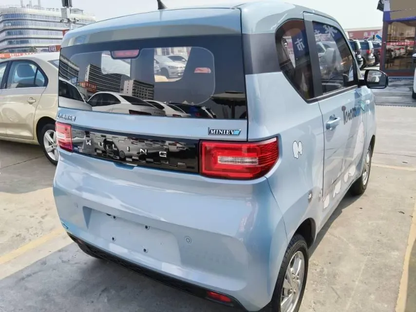 2021 WuLing HongGuang MINI EV BEV 9.3KWH,autocango,china used car exporter,china ev exporter,chinese used car exporter,chinese used ev exporter