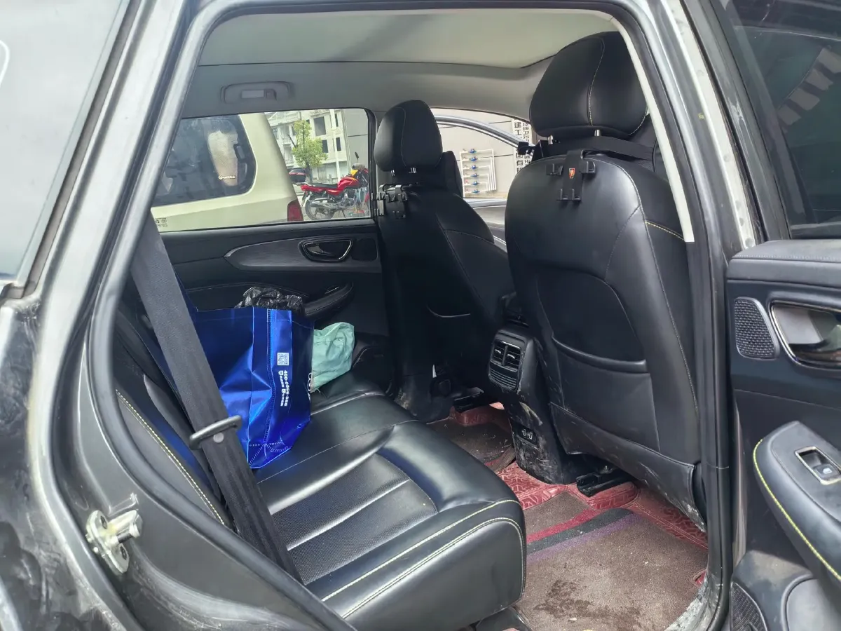 2021 Roewe RX5 1.5T 181HP L4 7DCT,autocango,china used car exporter,china ev exporter,chinese used car exporter,chinese used ev exporter