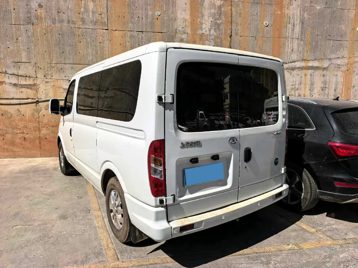 2023 MAXUS XinTu V80 2.0T 127HP L4 6MT,autocango,china used car exporter,china ev exporter,chinese used car exporter,chinese used ev exporter