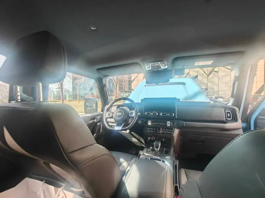 2025 212 212 T01 2.0T 252HP L4 8AT,autocango,china used car exporter,china ev exporter,chinese used car exporter,chinese used ev exporter