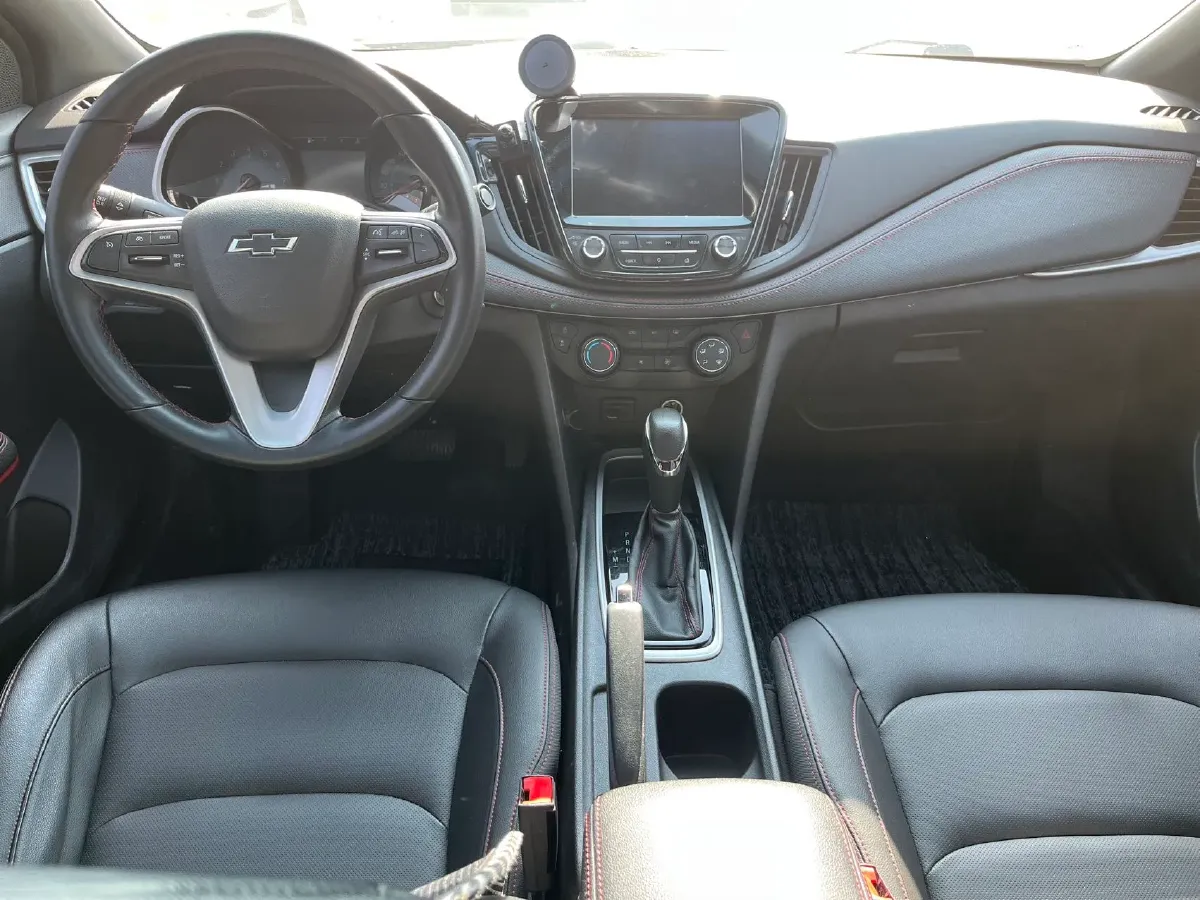 2019 Chevrolet Monza 1.3T 163HP L3 6AT,autocango,china used car exporter,china ev exporter,chinese used car exporter,chinese used ev exporter