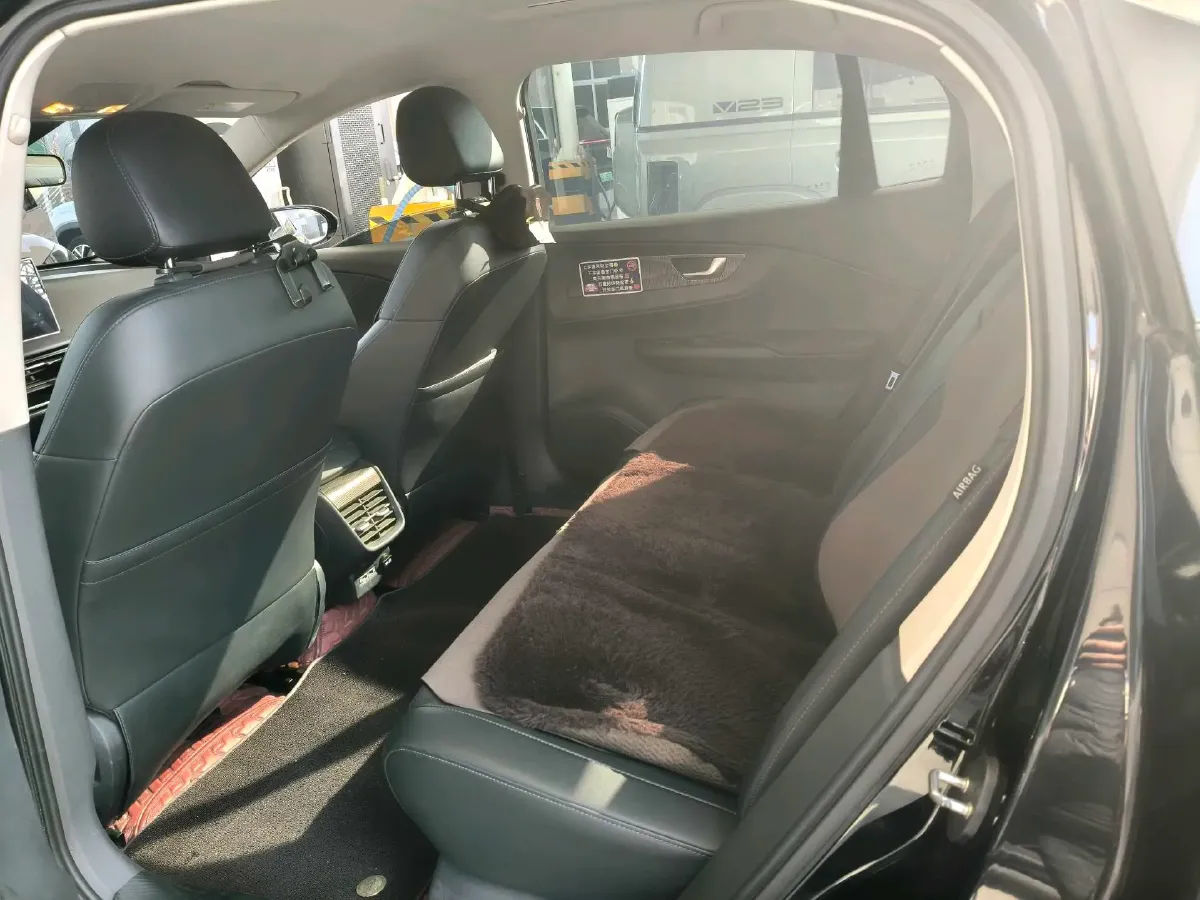 2022 HongQi E-QM5 BEV 54KWH,autocango,china used car exporter,china ev exporter,chinese used car exporter,chinese used ev exporter