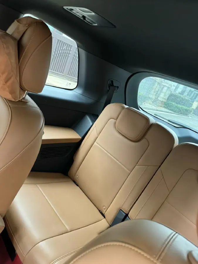 2021 Li ONE Range Extended 131HP REEV 40.5KWH,autocango,china used car exporter,china ev exporter,chinese used car exporter,chinese used ev exporter