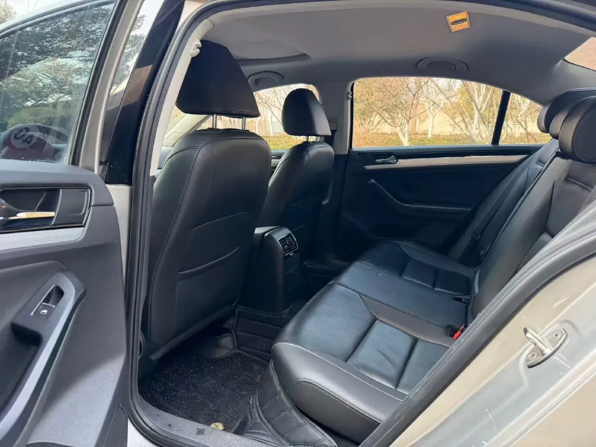 2018 Volkswagen Sagitar 1.2T 110HP L4 7DCT,autocango,china used car exporter,china ev exporter,chinese used car exporter,chinese used ev exporter