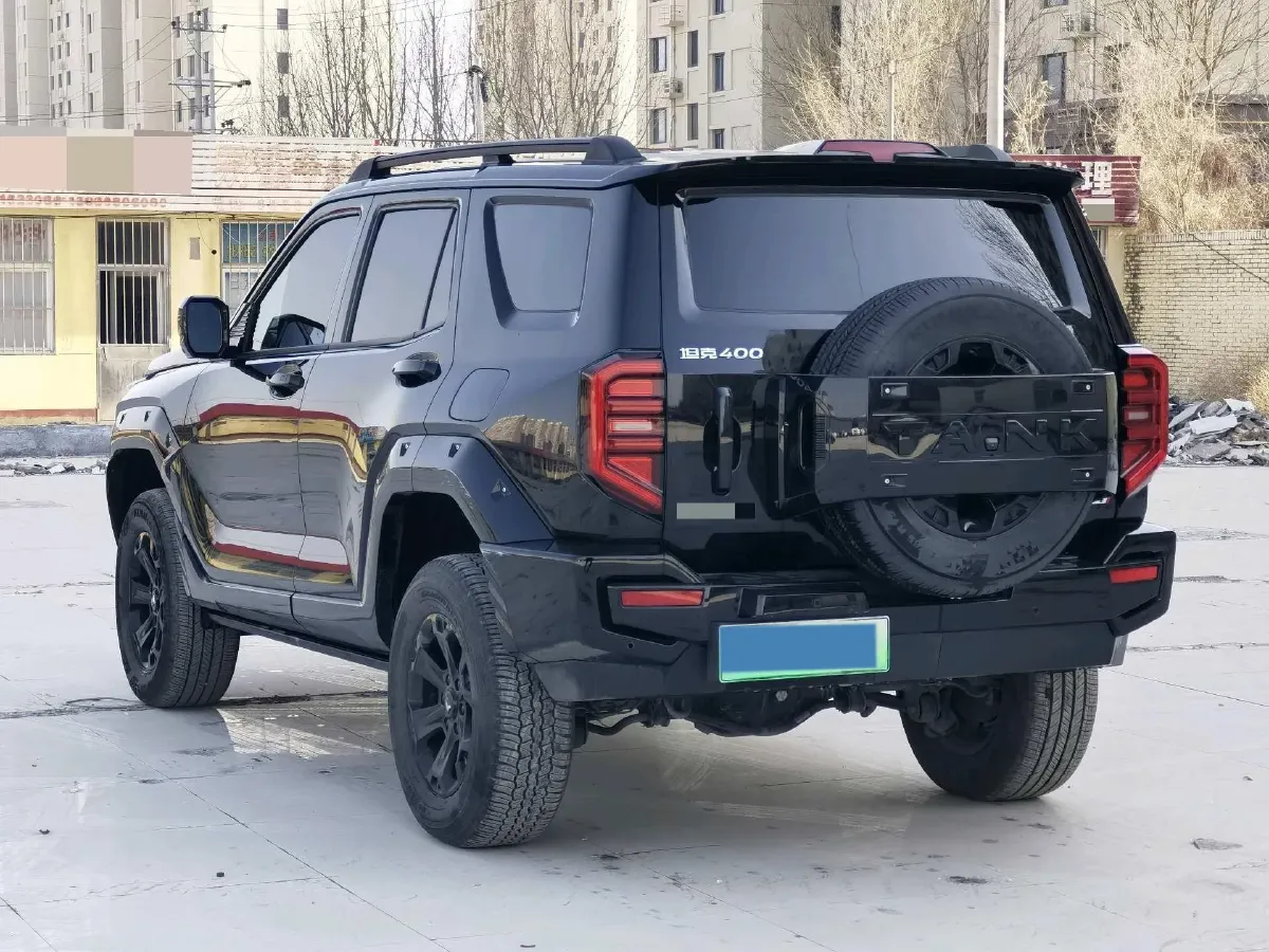 2024 Tank 400 2.0T 252HP L4 9AT PHEV 36.7/37.1KWH,autocango,china used car exporter,china ev exporter,chinese used car exporter,chinese used ev exporter