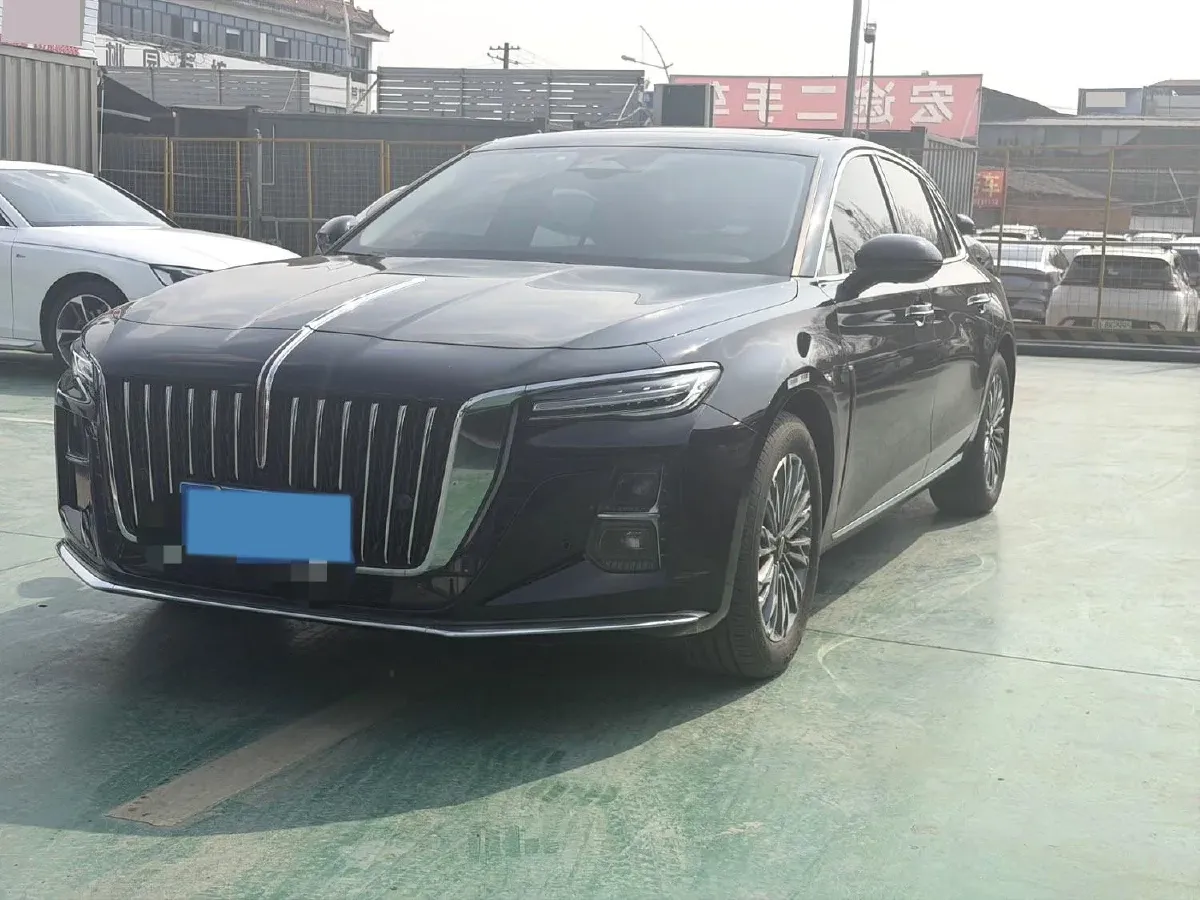 2023 HongQi H5 2.0T 224HP L4 8AT,autocango,china used car exporter,china ev exporter,chinese used car exporter,chinese used ev exporter