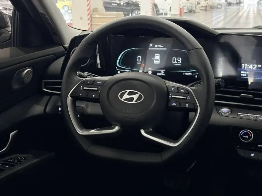 2023 Hyundai Elantra 1.5L 115HP L4 CVT,autocango,china used car exporter,china ev exporter,chinese used car exporter,chinese used ev exporter