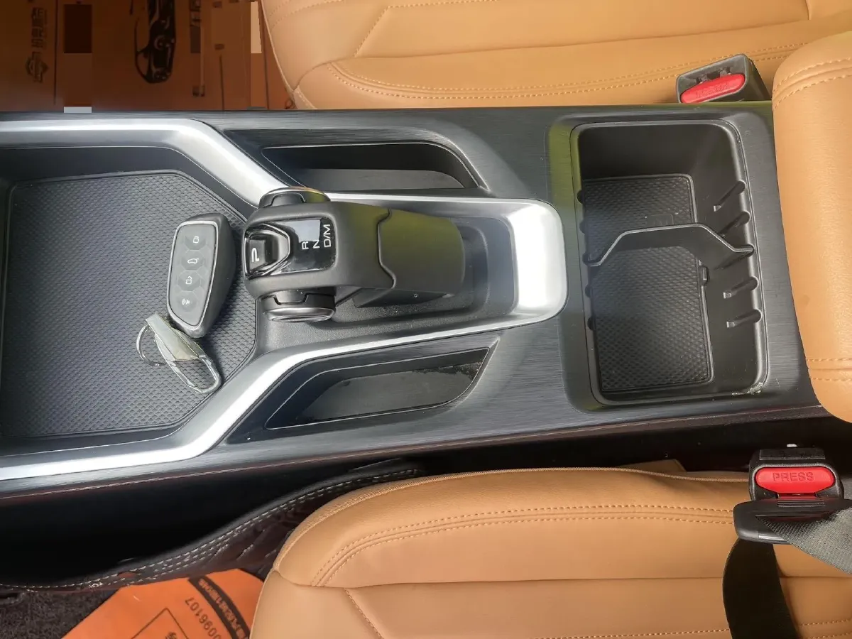 2023 Haval H5 2.0T 224HP L4 8AT,autocango,china used car exporter,china ev exporter,chinese used car exporter,chinese used ev exporter