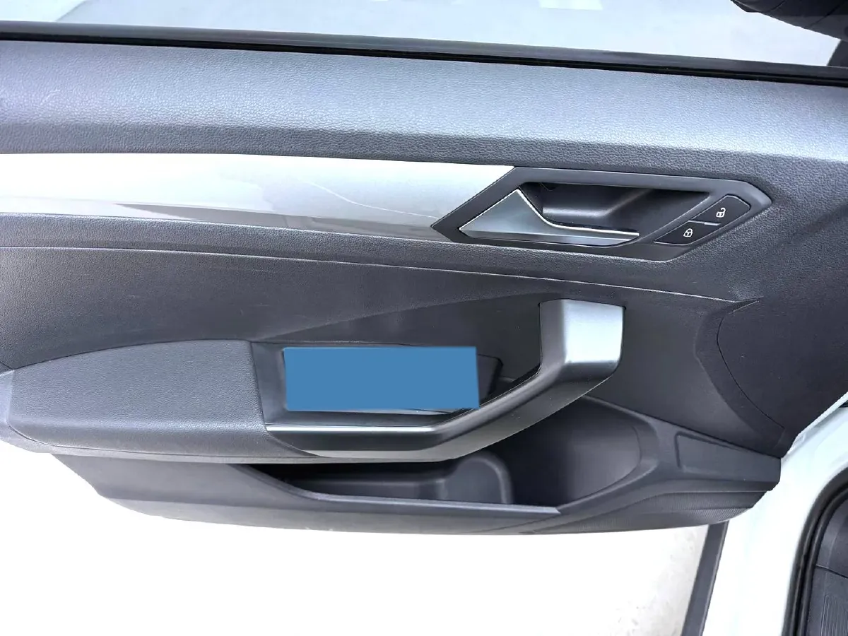 2021 Volkswagen T-Roc 1.4T 150HP L4 7DCT,autocango,china used car exporter,china ev exporter,chinese used car exporter,chinese used ev exporter