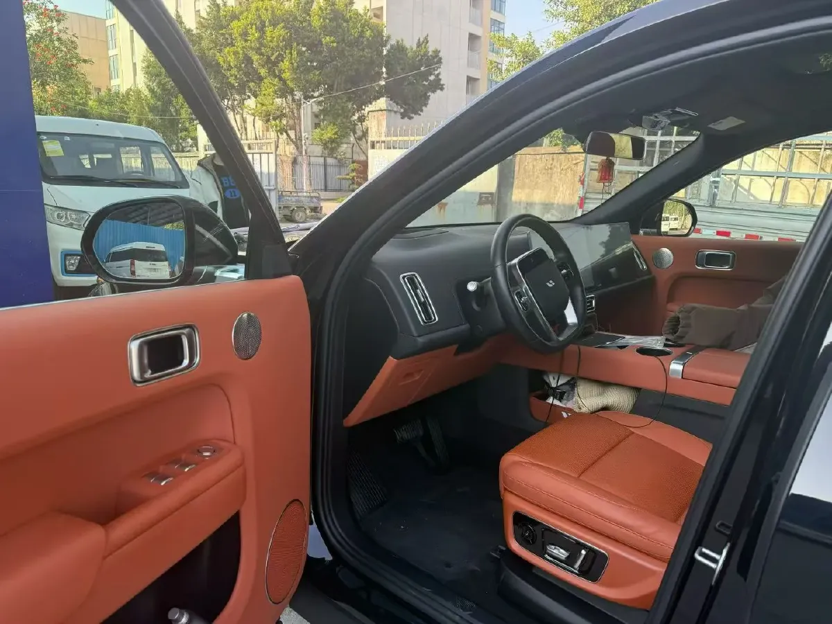 2024 Toyota Granvia 2.5L 189HP L4 E-CVT Hybrid,autocango,china used car exporter,china ev exporter,chinese used car exporter,chinese used ev exporter