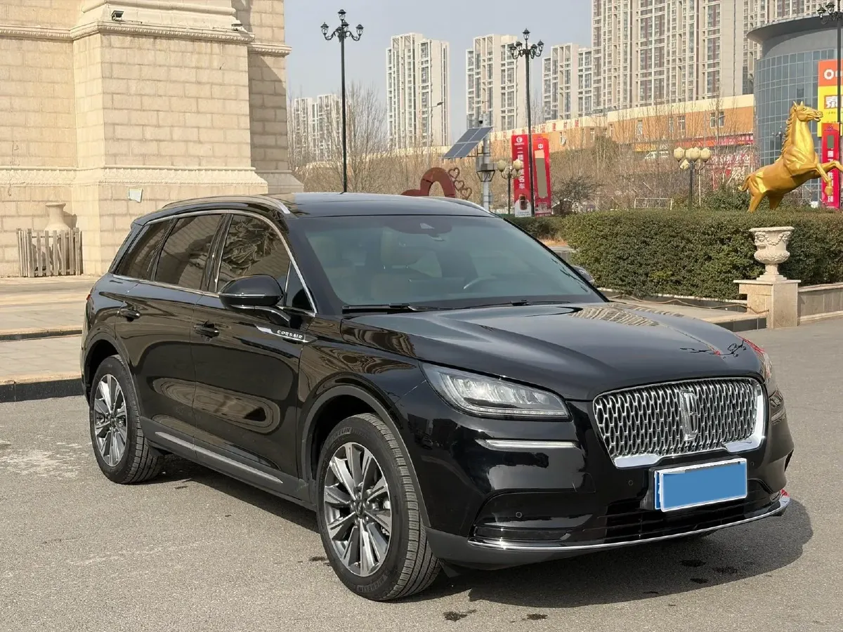 2022 Lincoln Corsair 2.0T 245HP L4 8AT,autocango,china used car exporter,china ev exporter,chinese used car exporter,chinese used ev exporter
