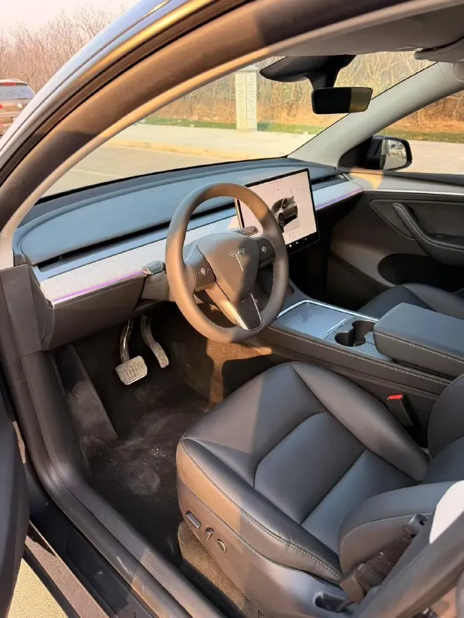 2024 Iveco OuSheng BEV 77.28KWH,autocango,china used car exporter,china ev exporter,chinese used car exporter,chinese used ev exporter