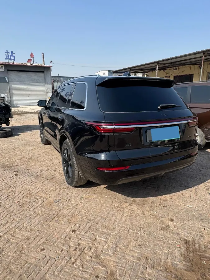 2021 Li ONE Range Extended 131HP REEV 40.5KWH,autocango,china used car exporter,china ev exporter,chinese used car exporter,chinese used ev exporter