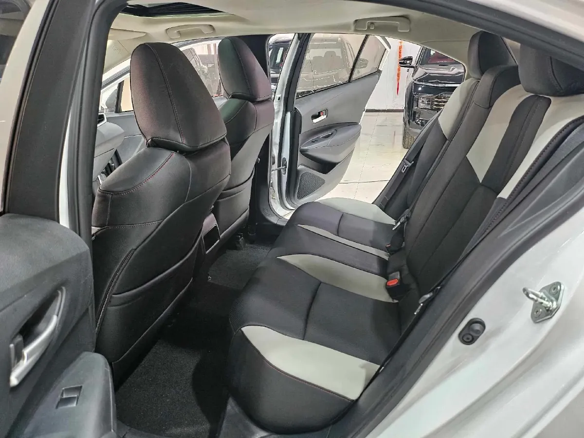 2021 Toyota Corolla 1.2T 116HP L4 CVT,autocango,china used car exporter,china ev exporter,chinese used car exporter,chinese used ev exporter