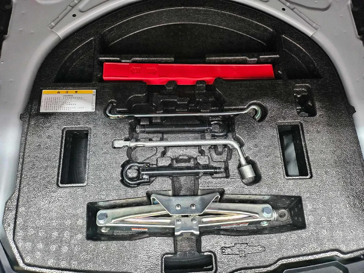 2021 Toyota Corolla 1.2T 116HP L4 CVT,autocango,china used car exporter,china ev exporter,chinese used car exporter,chinese used ev exporter