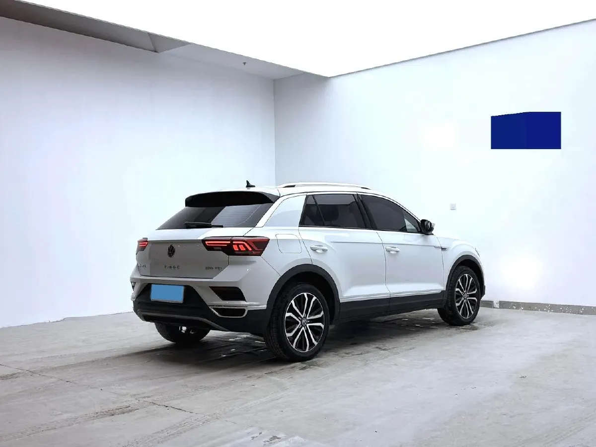 2021 Volkswagen T-Roc 1.4T 150HP L4 7DCT,autocango,china used car exporter,china ev exporter,chinese used car exporter,chinese used ev exporter