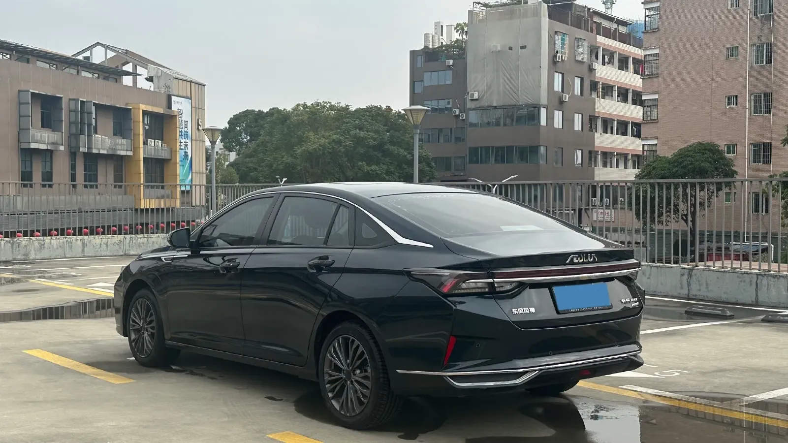 2021 DongFeng Aeolus YiXuan MAX 1.5T 190HP L4 7DCT,autocango,china used car exporter,china ev exporter,chinese used car exporter,chinese used ev exporter