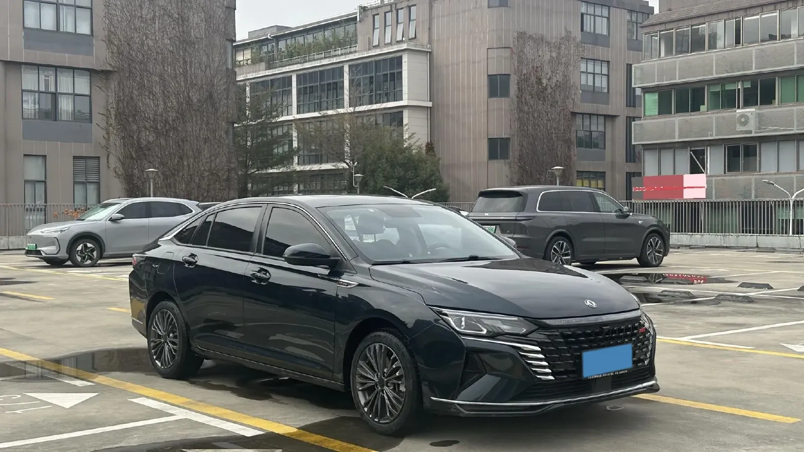 2021 DongFeng Aeolus YiXuan MAX 1.5T 190HP L4 7DCT,autocango,china used car exporter,china ev exporter,chinese used car exporter,chinese used ev exporter