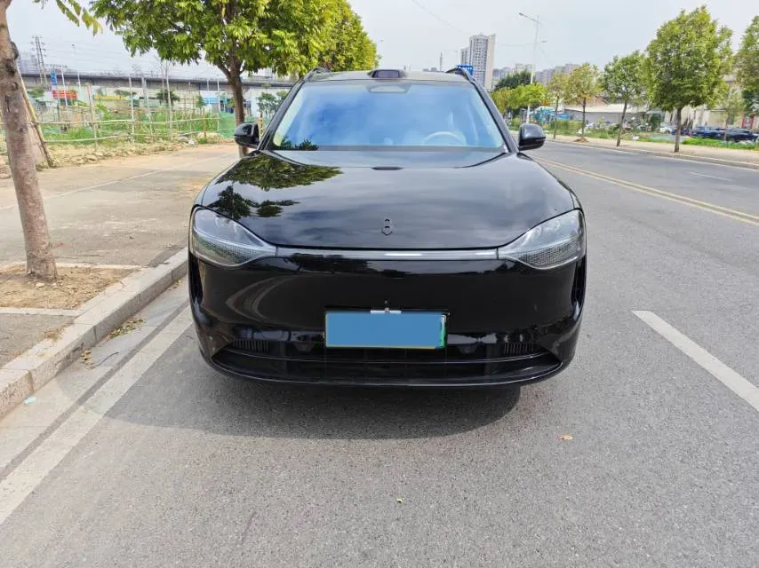 2024 AITO AITO M9 1.5T 152HP L4 REEV 42KWH,autocango,china used car exporter,china ev exporter,chinese used car exporter,chinese used ev exporter