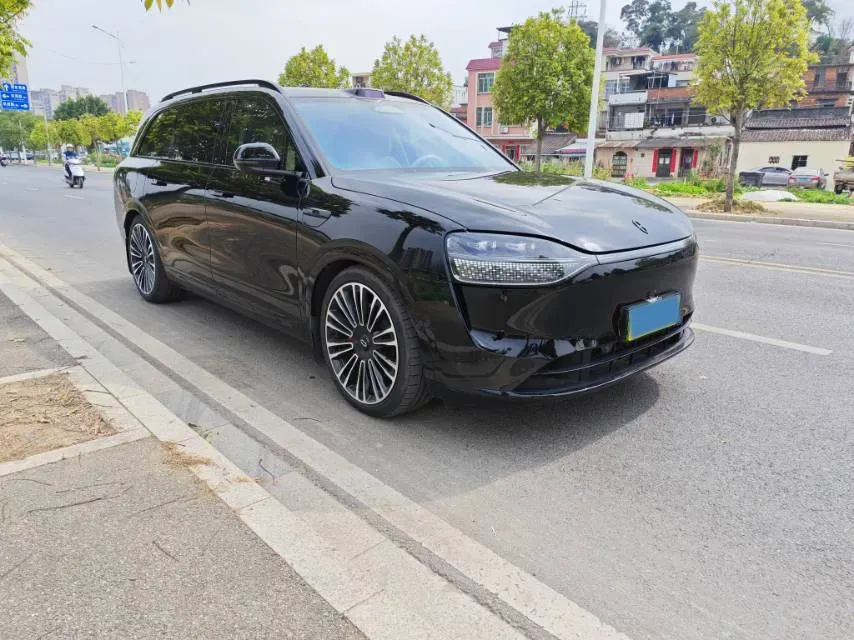 2024 AITO AITO M9 1.5T 152HP L4 REEV 42KWH,autocango,china used car exporter,china ev exporter,chinese used car exporter,chinese used ev exporter