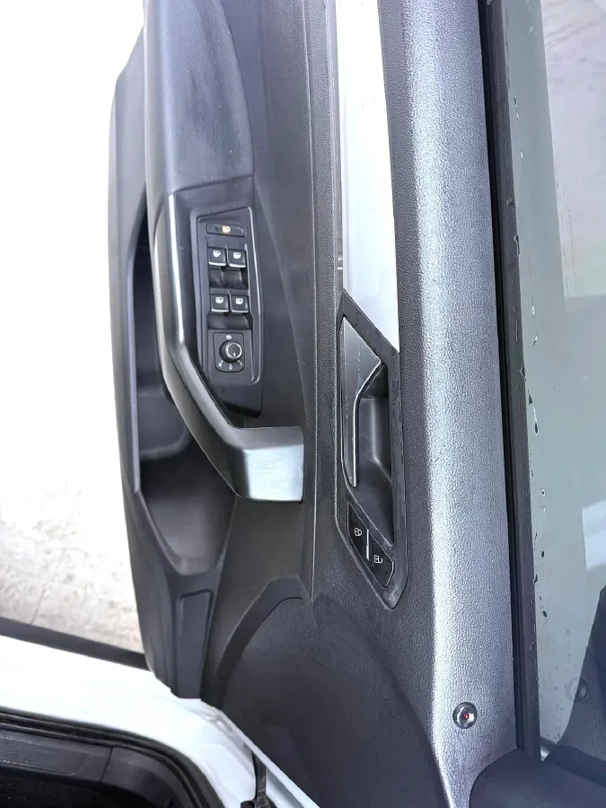 2021 Volkswagen T-Roc 1.4T 150HP L4 7DCT,autocango,china used car exporter,china ev exporter,chinese used car exporter,chinese used ev exporter