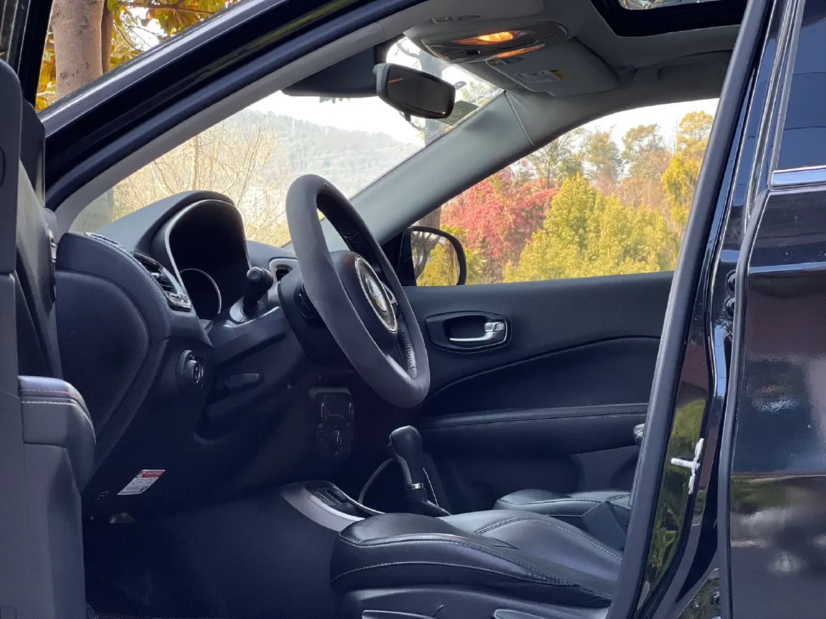 2017 Jeep Compass 1.4T 165HP L4 7DCT,autocango,china used car exporter,china ev exporter,chinese used car exporter,chinese used ev exporter